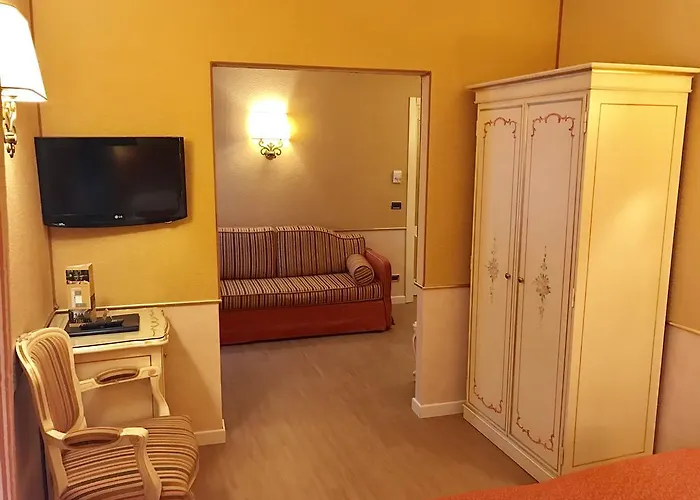 ゲストハウス カーサ ブルキエッレ 3*