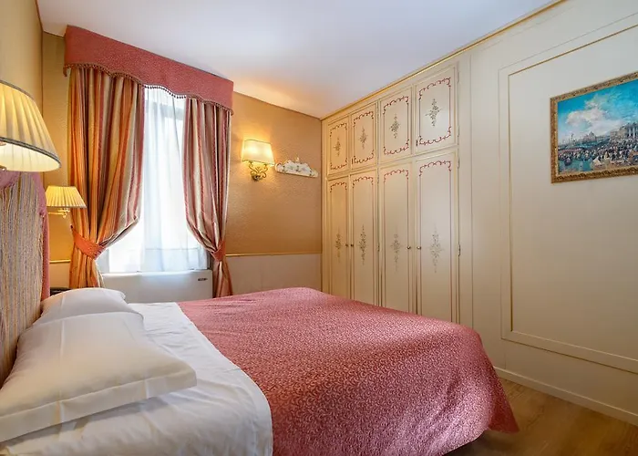 カーサ ブルキエッレ 3* ヴェネツィア